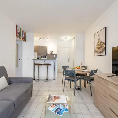 1-br Palm Near Beaches & La Croisette Apartment Cannes