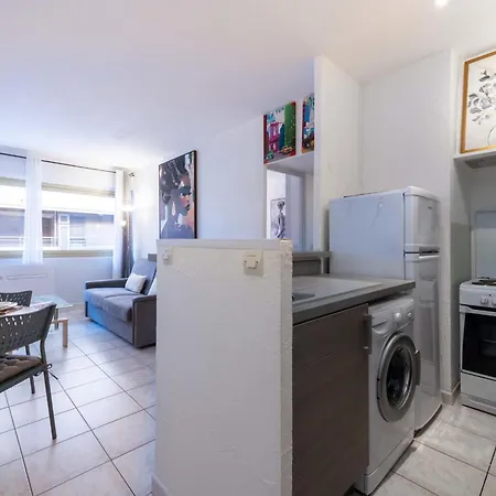 Apartment 1-br Palm Near Beaches & La Croisette *